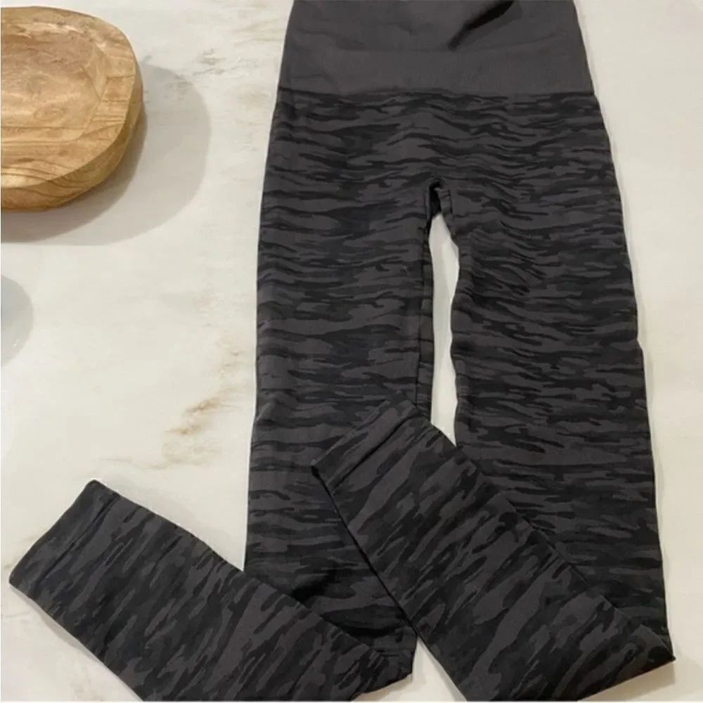 NWOT SPANX High waisted leggings